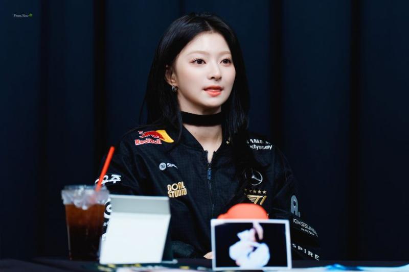 프로미스나인 이나경