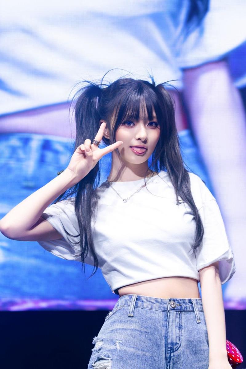 프로미스나인 이나경