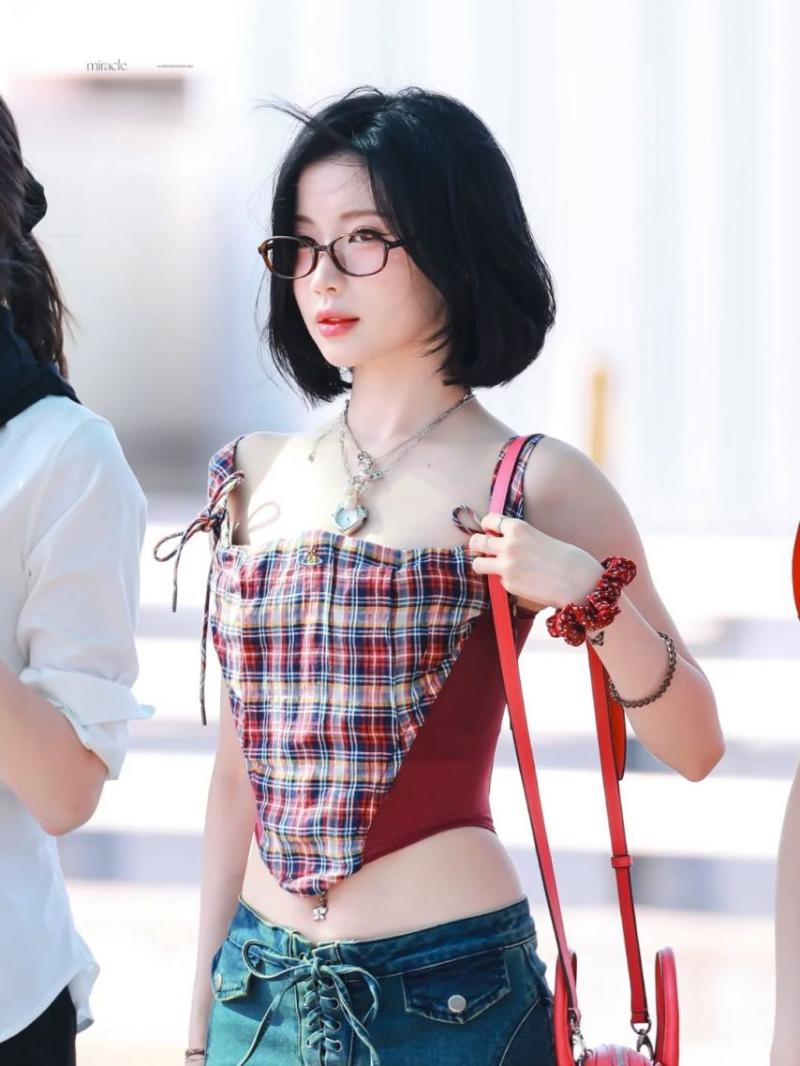 BABYMONSTER (베이비몬스터) 아사