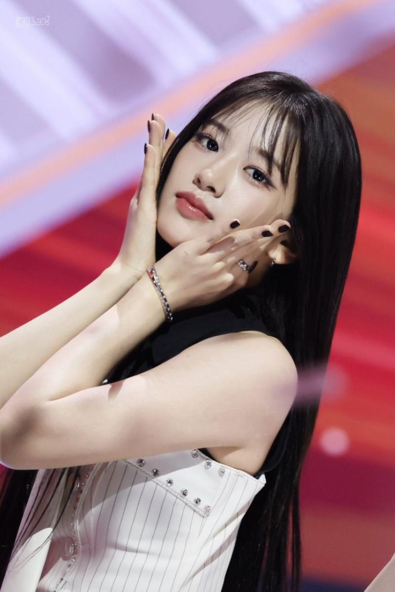 아이브 안유진