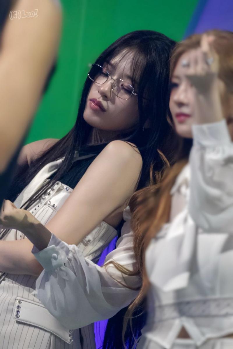 아이브 안유진