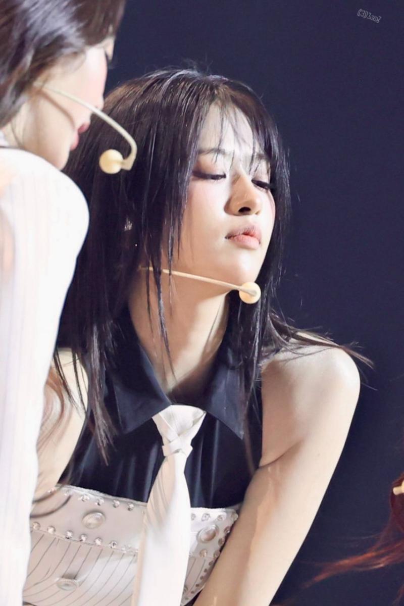 아이브 안유진