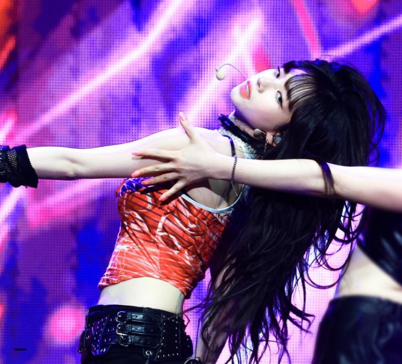 에스파 카리나