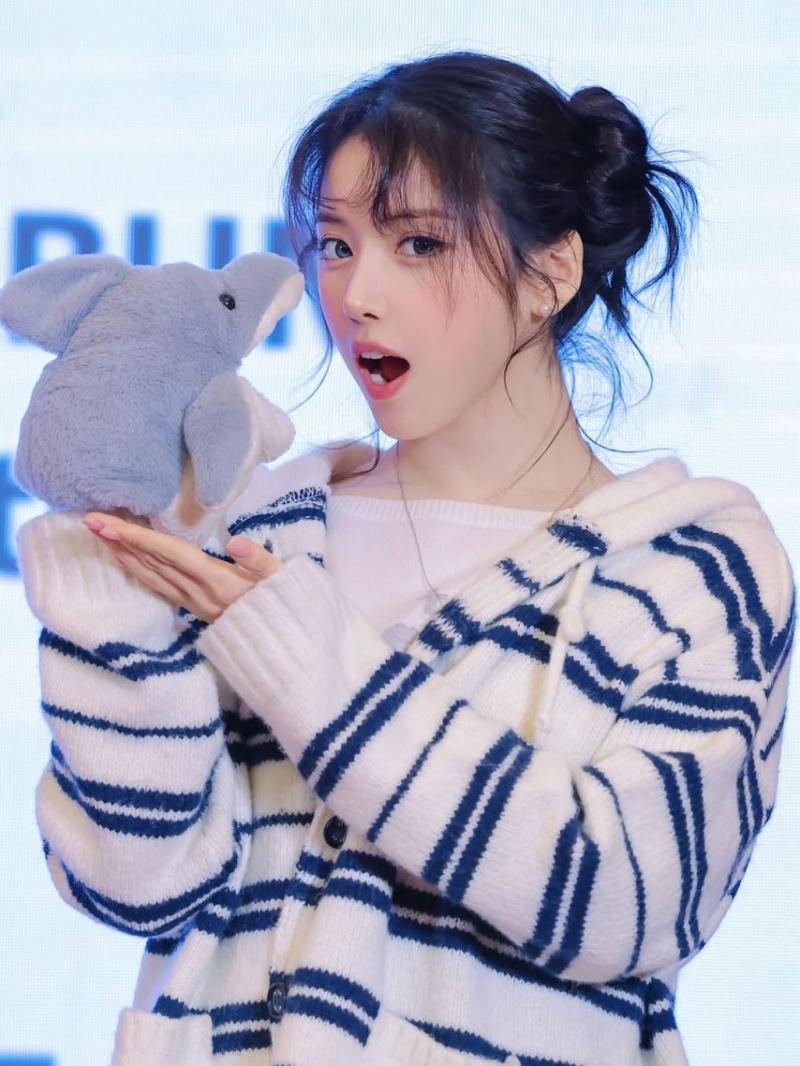 NMIXX (엔믹스) 지우