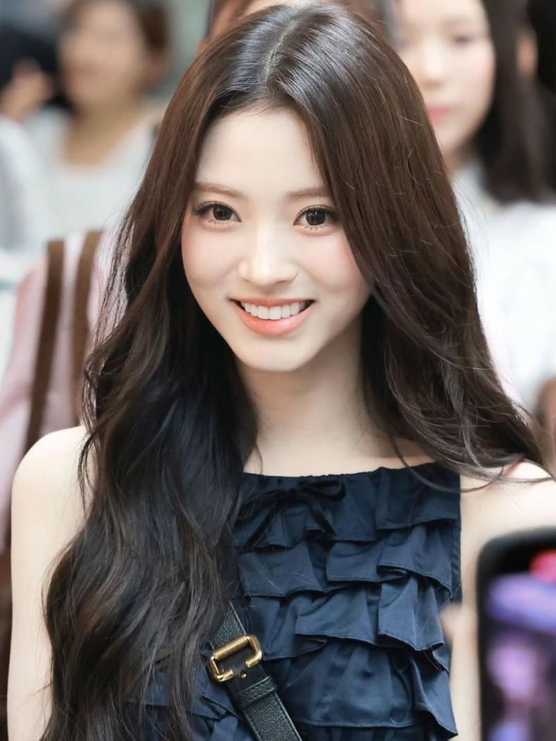 MEOVV (미야오) 안나