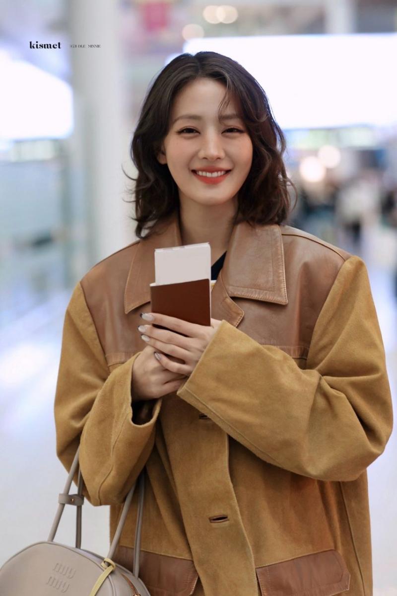 아이들 민니 오늘 출국