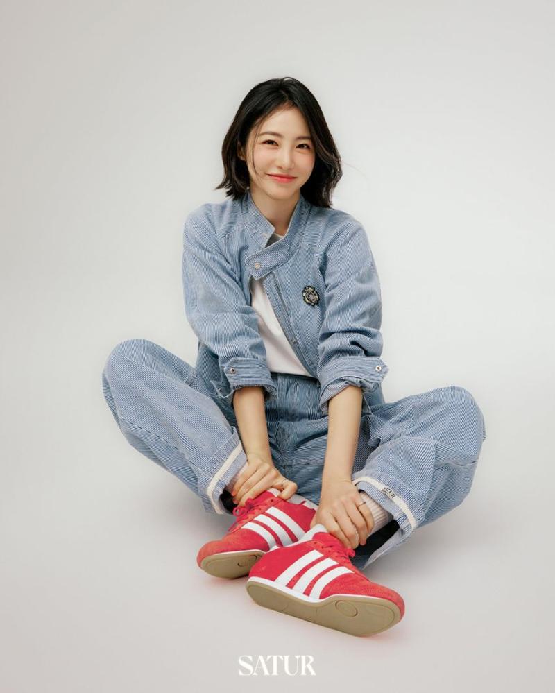 신예은 SATUR세터