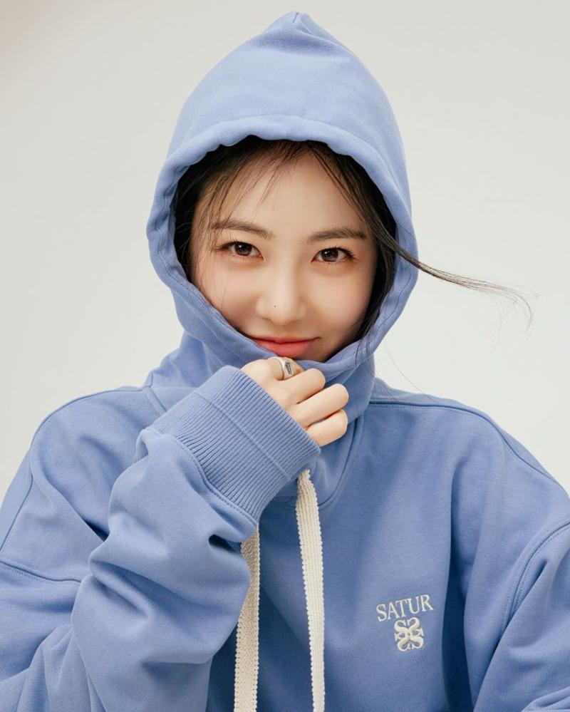 신예은 SATUR세터