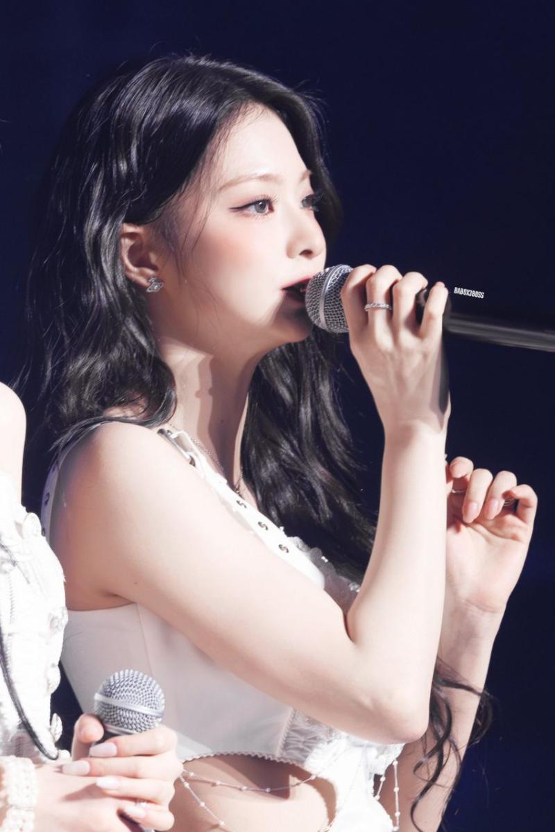 프로미스나인 이나경
