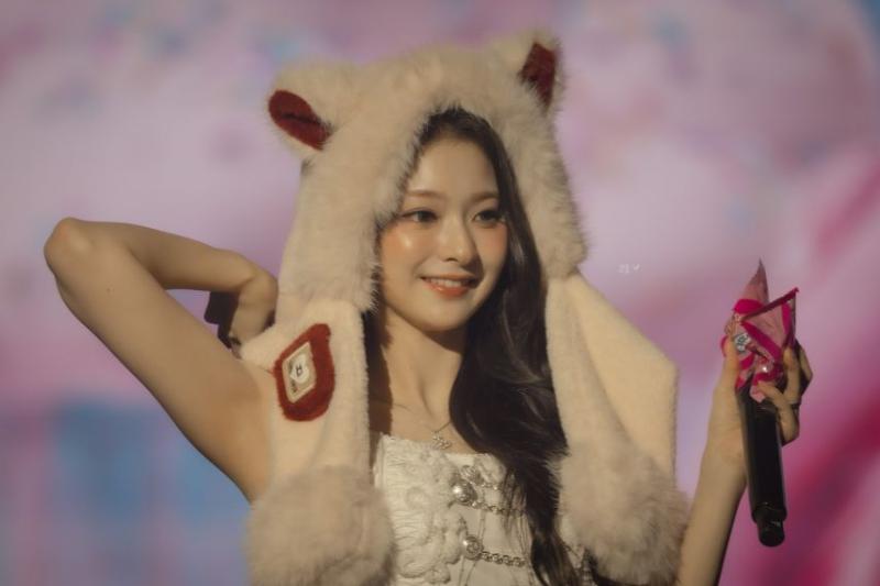 프로미스나인 이나경