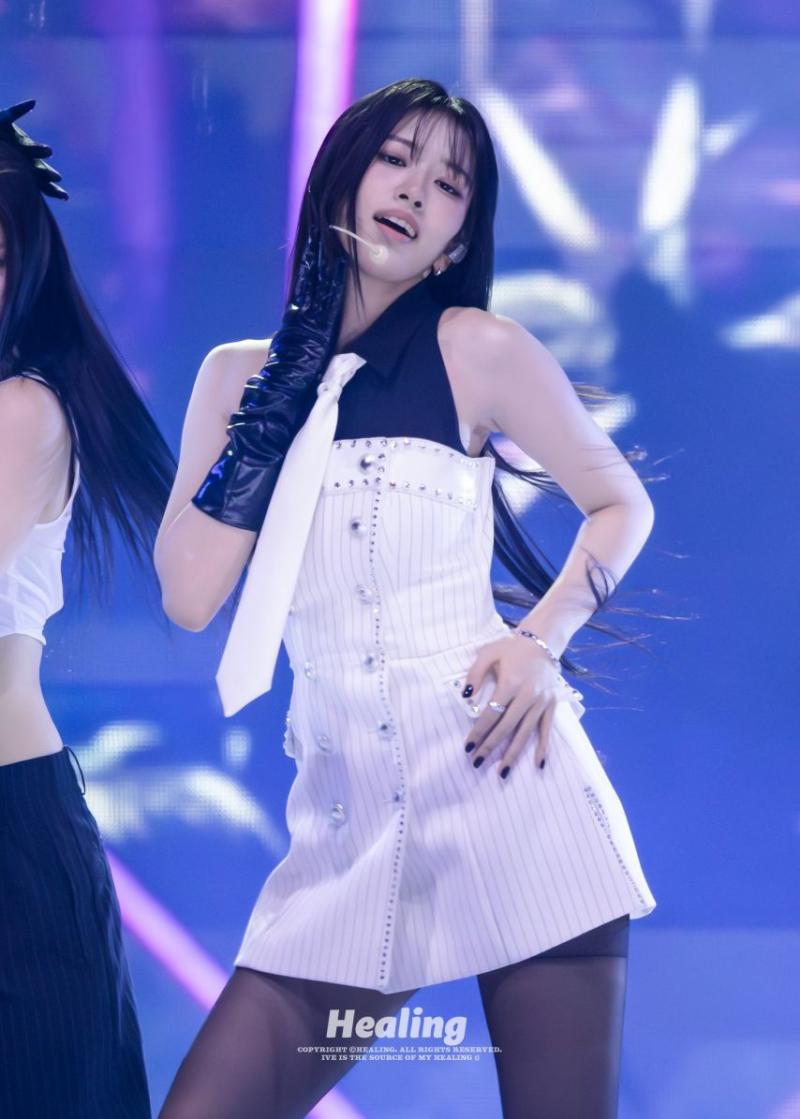 아이브 안유진