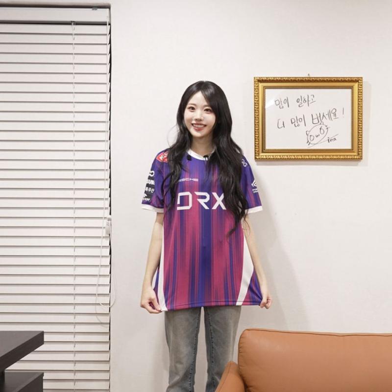 QWER 히나