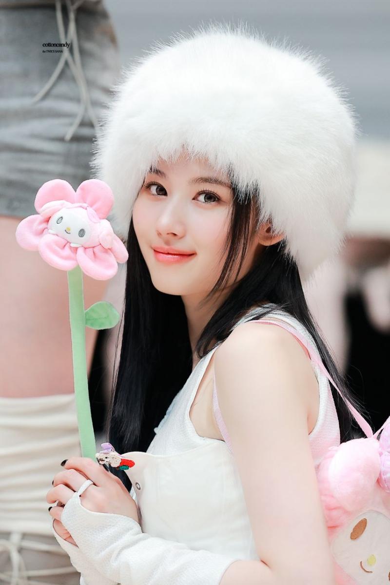 트와이스 사나