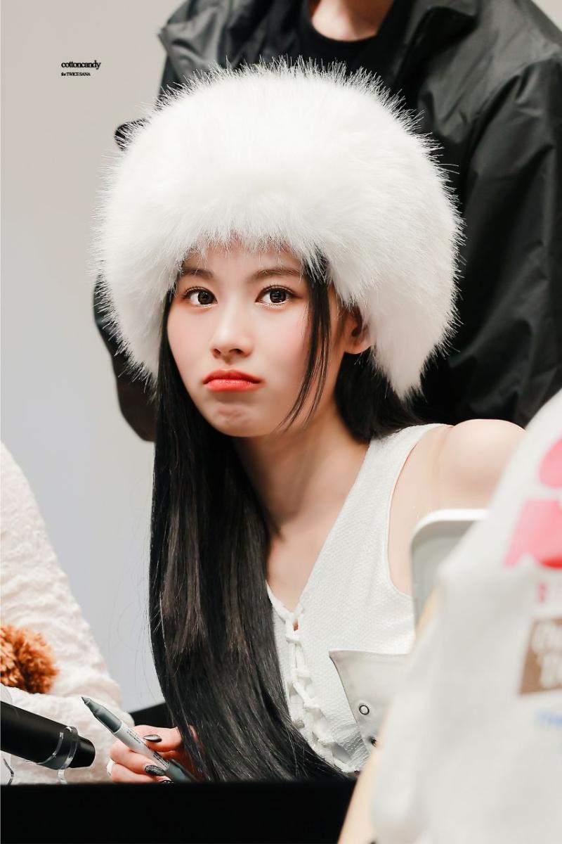 트와이스 사나