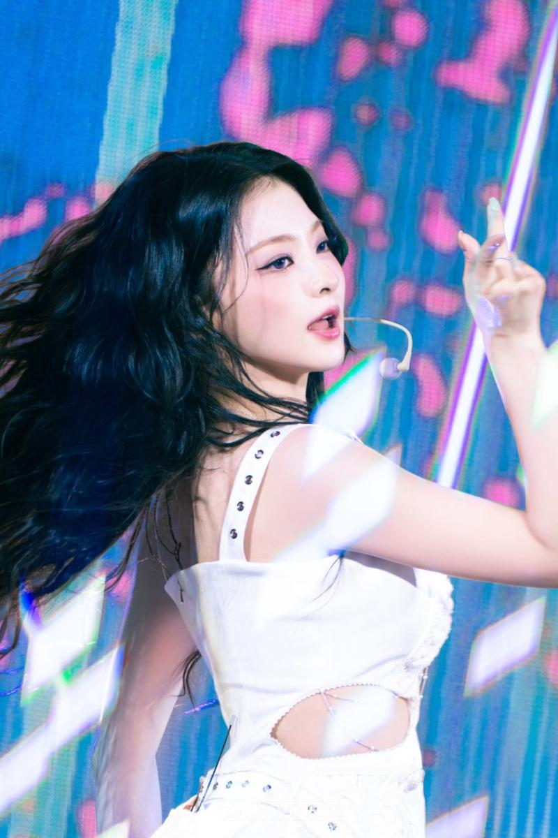 프로미스나인 이나경