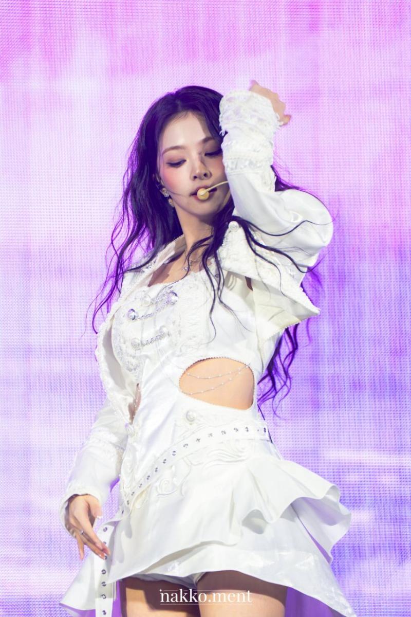 프로미스나인 이나경