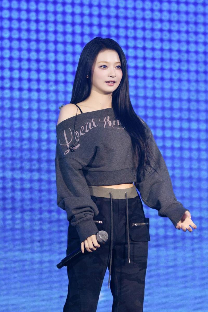 프로미스나인 이나경