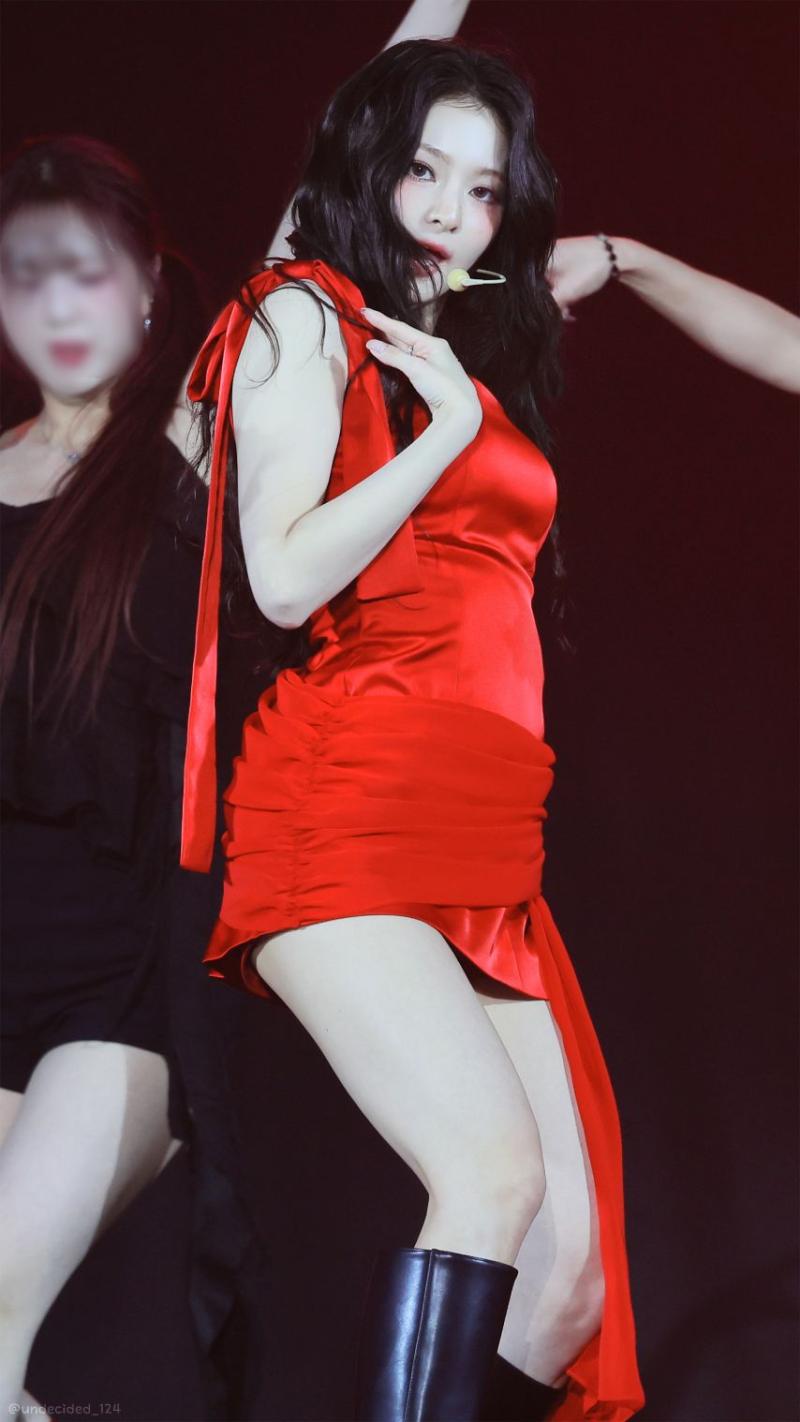프로미스나인 이나경