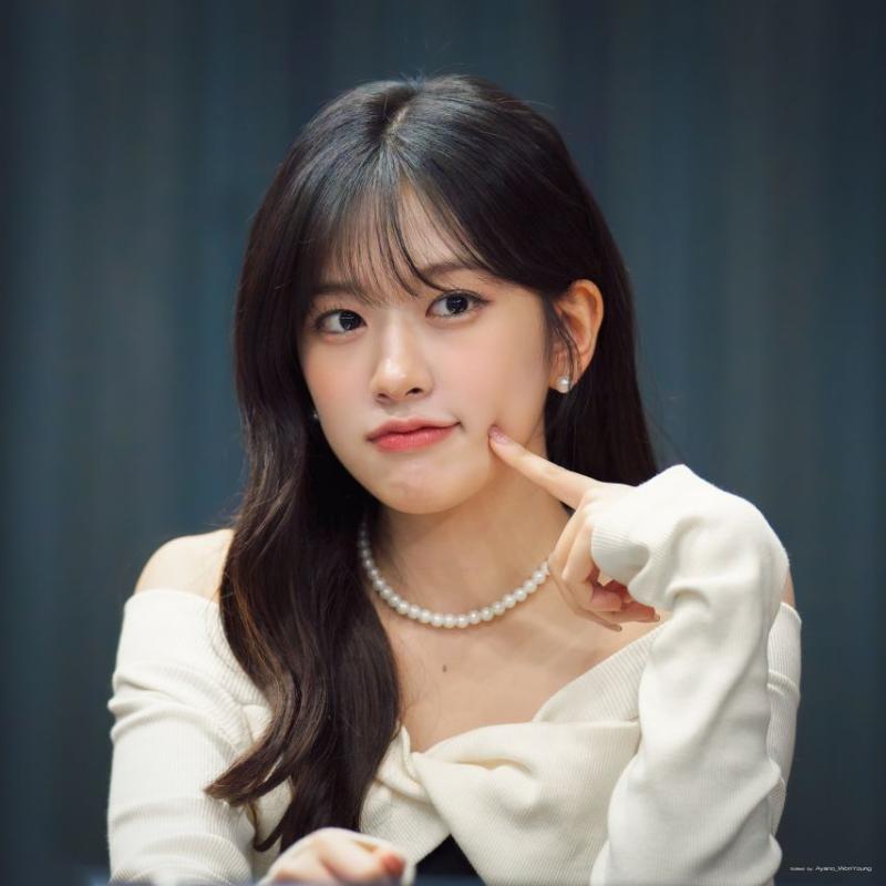아이브 안유진