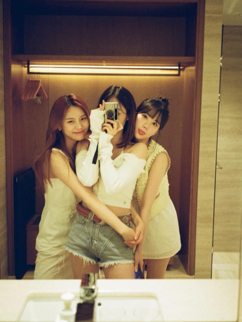 은하 신비 엄지 VIVIZ비비지 4주년
