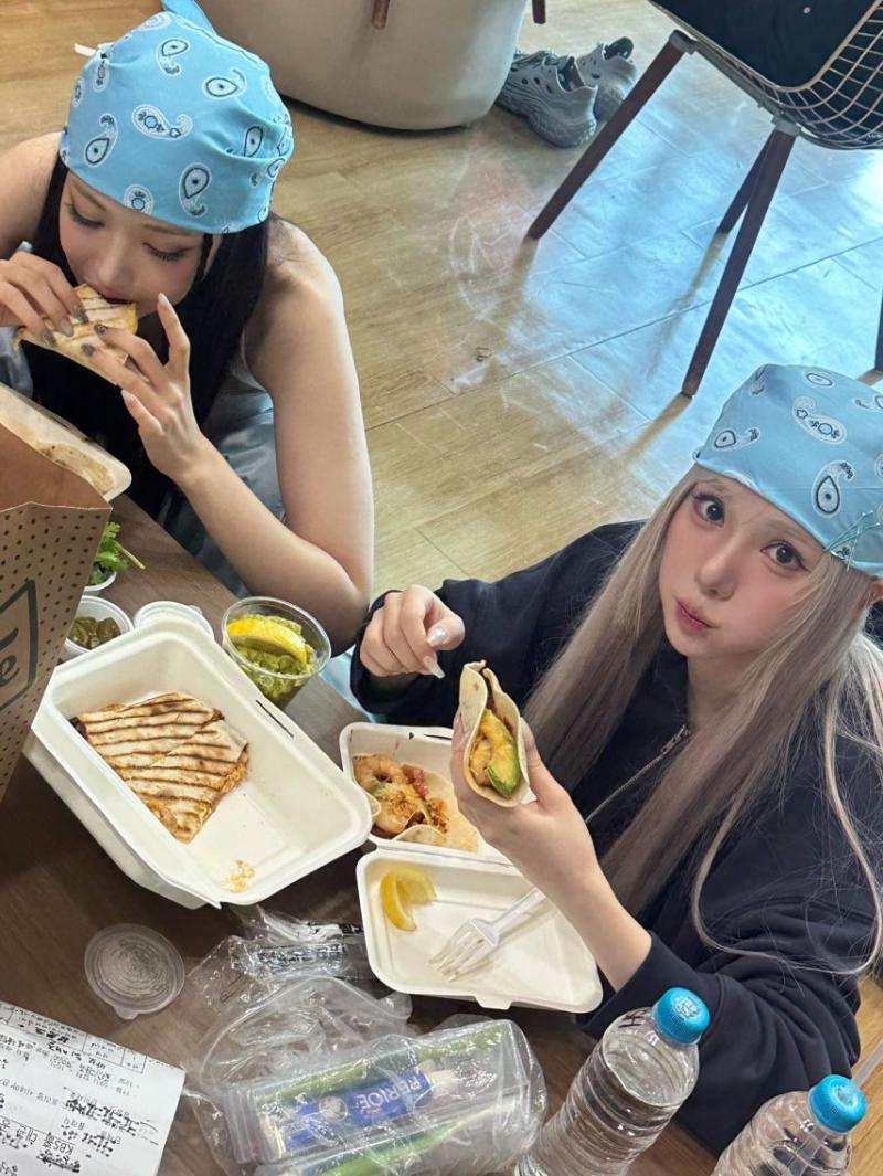 은하 신비 엄지 VIVIZ비비지 4주년