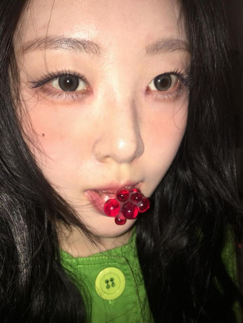 이브 (Yves)