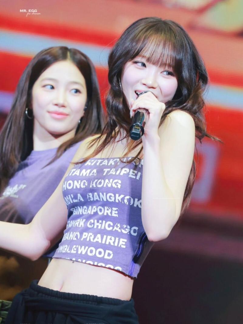 LE SSERAFIM (르세라핌) 김채원