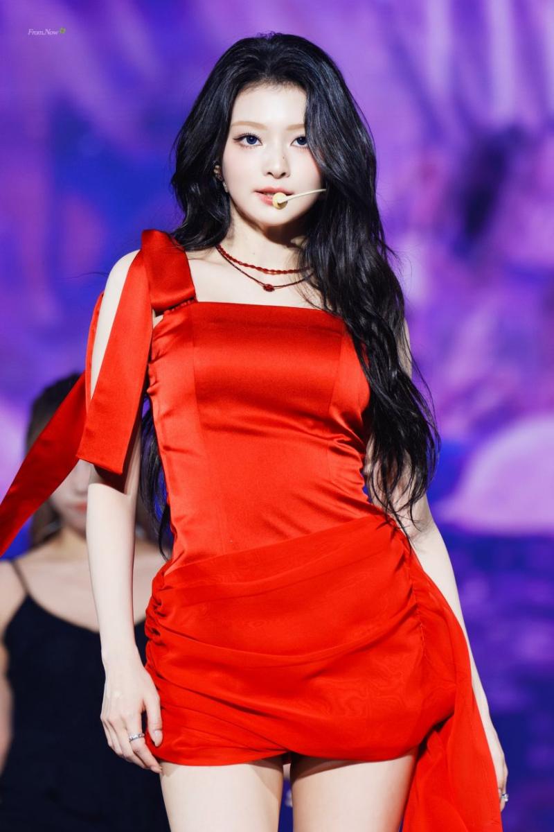 프로미스나인 이나경