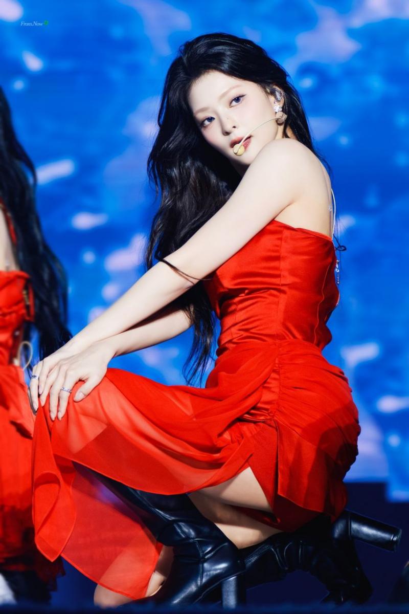 프로미스나인 이나경