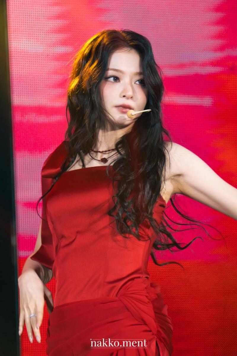 프로미스나인 이나경