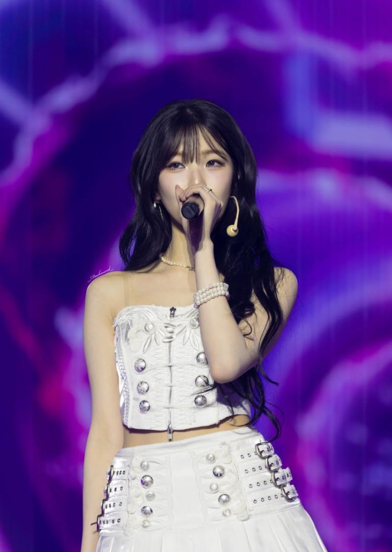 프로미스나인 백지헌