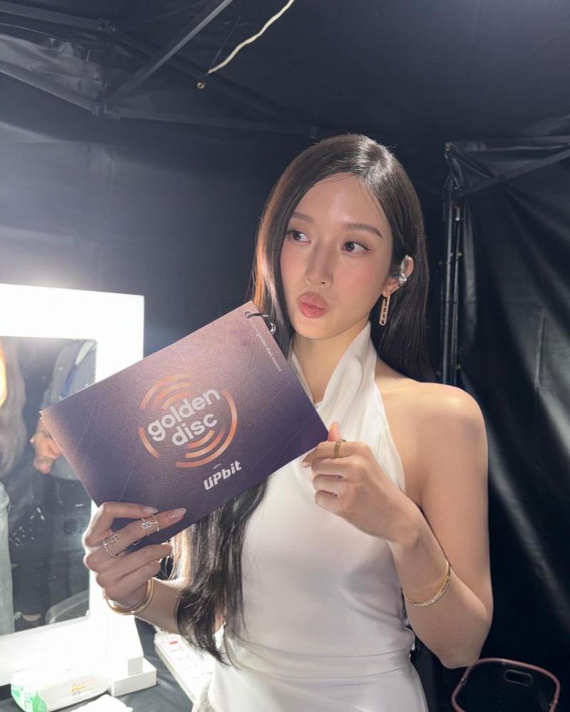 문가영