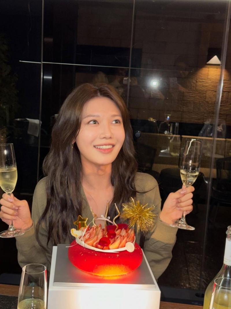 수영 윤아 서현 유리 써니 티파니 소녀시대