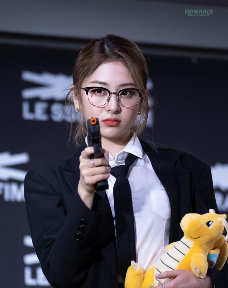 르세라핌 허윤진
