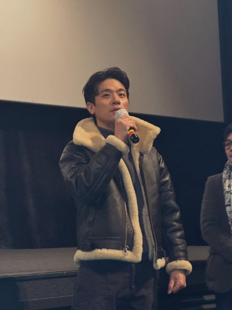 신세경 조인성 박정민 박해준 정유진 이신기 휴민트