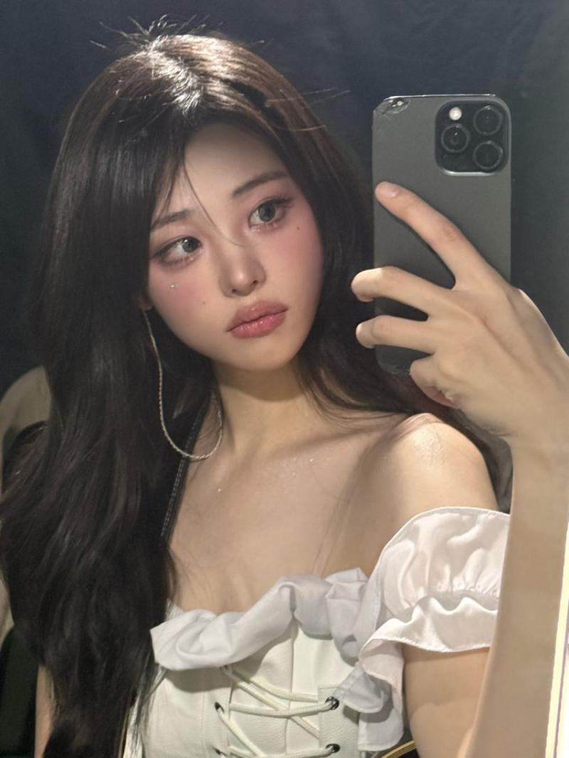 QWER 히나