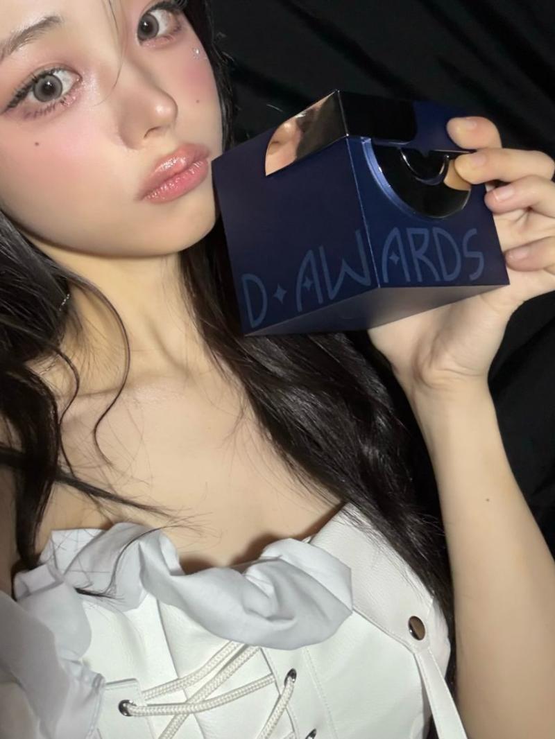 QWER 히나