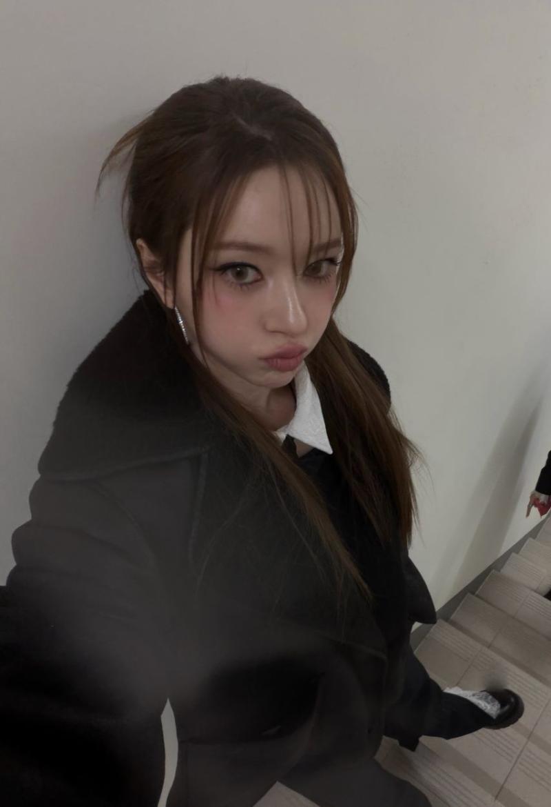 피프티피프티 문샤넬,  하나