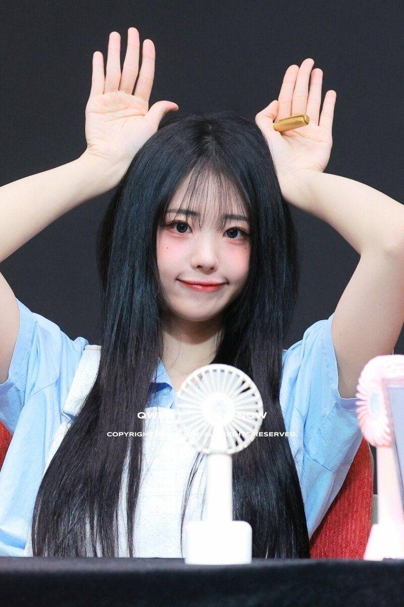 QWER 히나