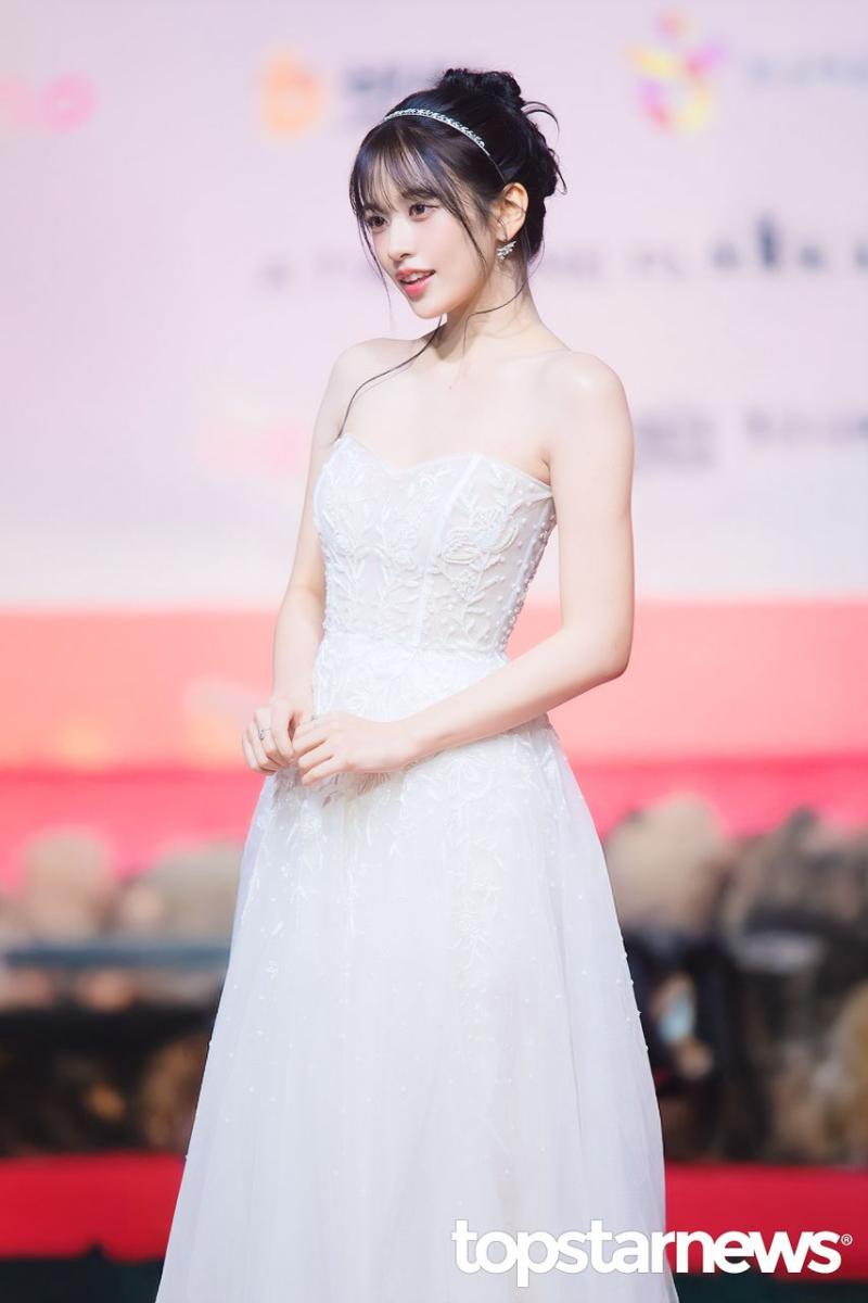 아이브 안유진
