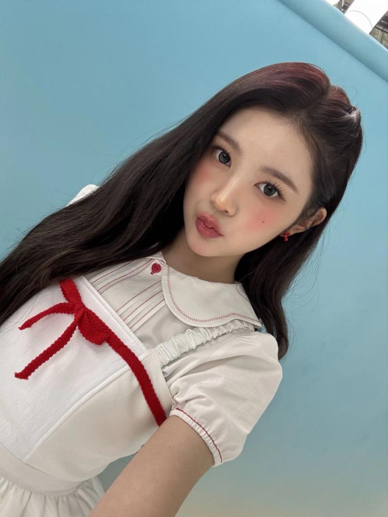 하츠투하츠 에이나
