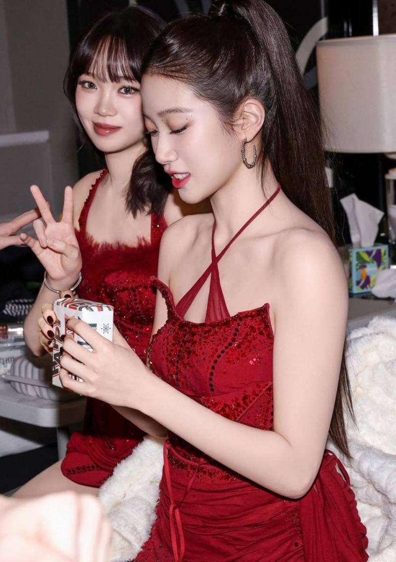 LE SSERAFIM (르세라핌) 김채원