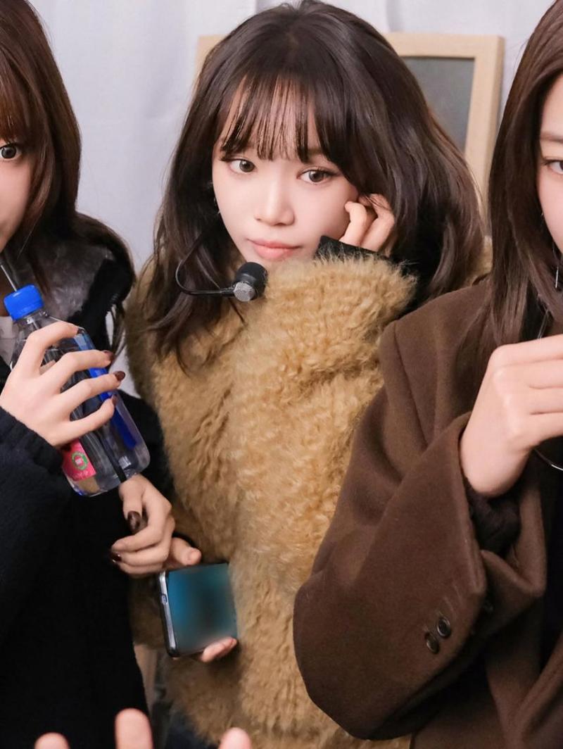 LE SSERAFIM (르세라핌) 김채원