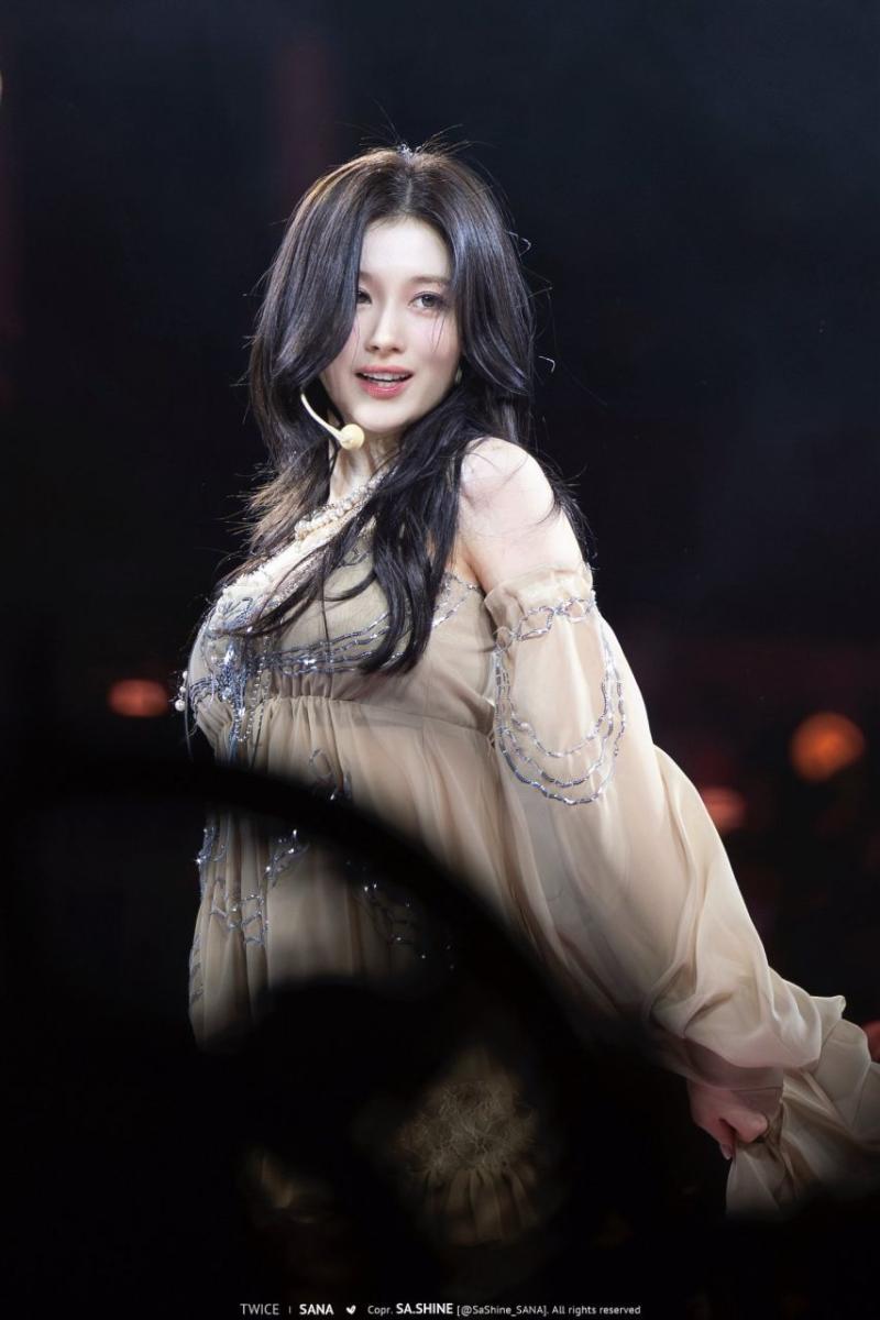 트와이스 사나
