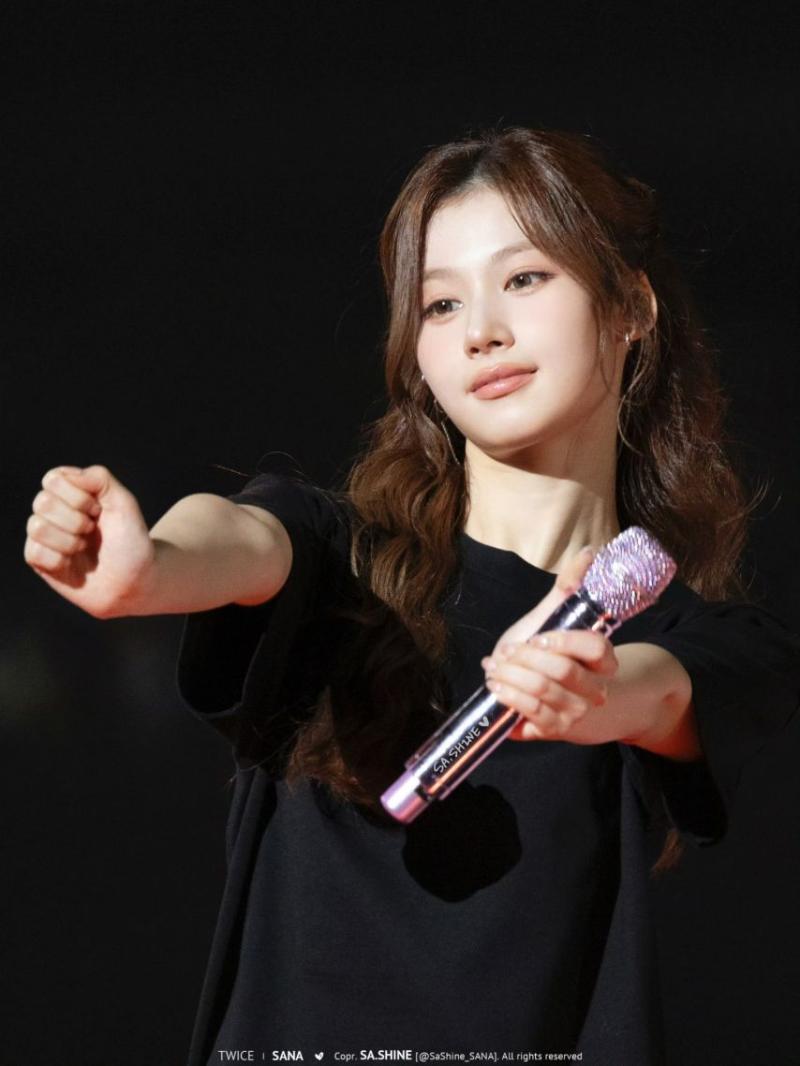 트와이스 사나