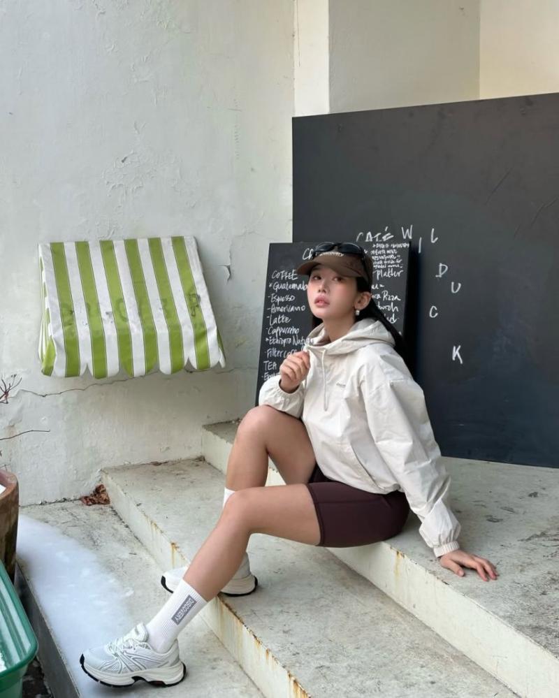 송서미 아나운서 레깅스