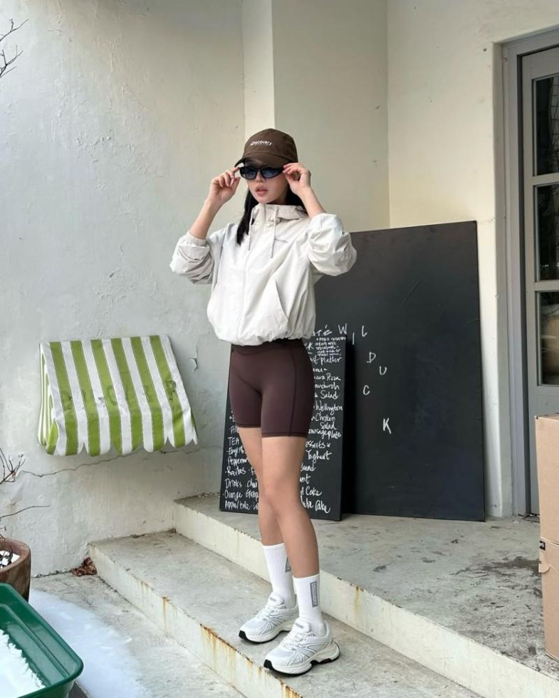 송서미 아나운서 레깅스