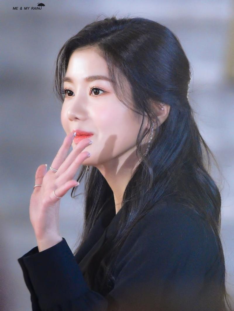 권은비