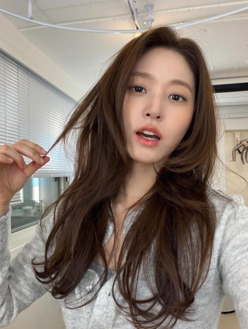 설현