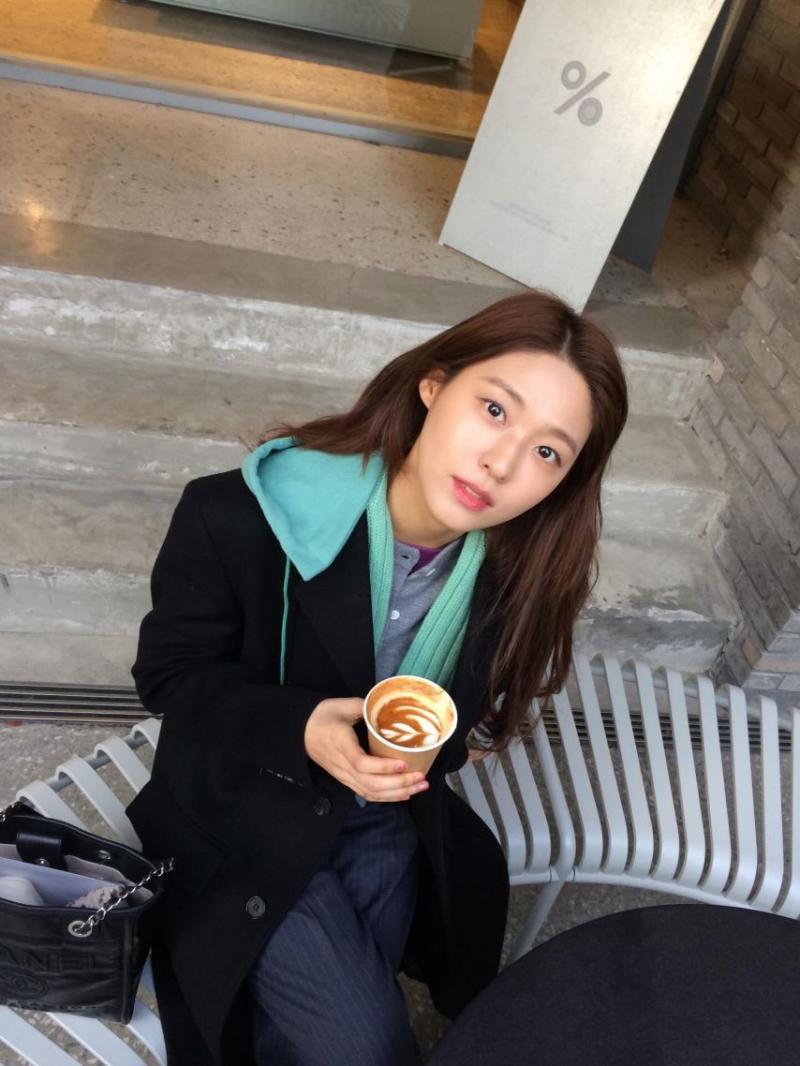 설현